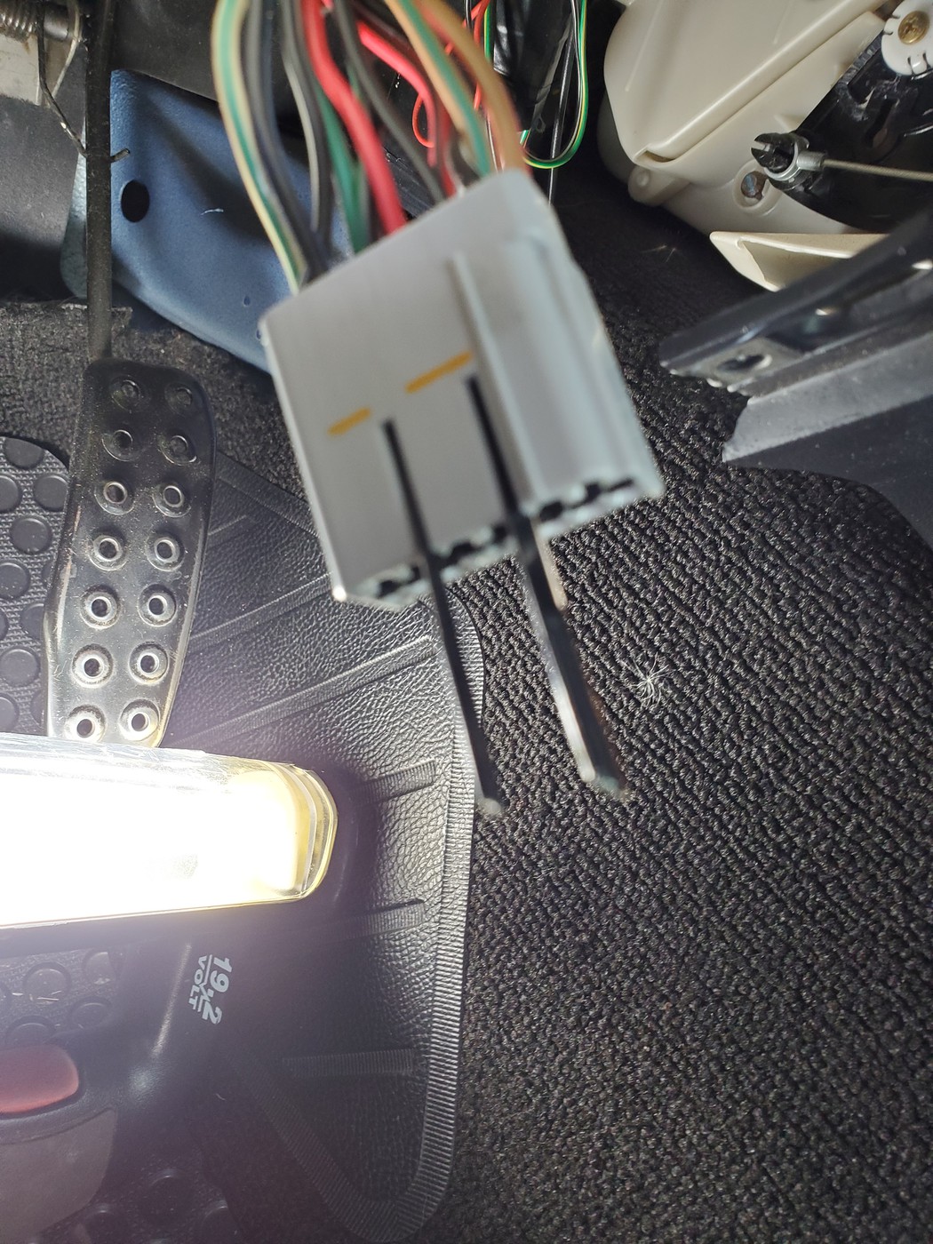 Disabled air bag and light, without pulling the bulb - Page 7 - MX-5 ...